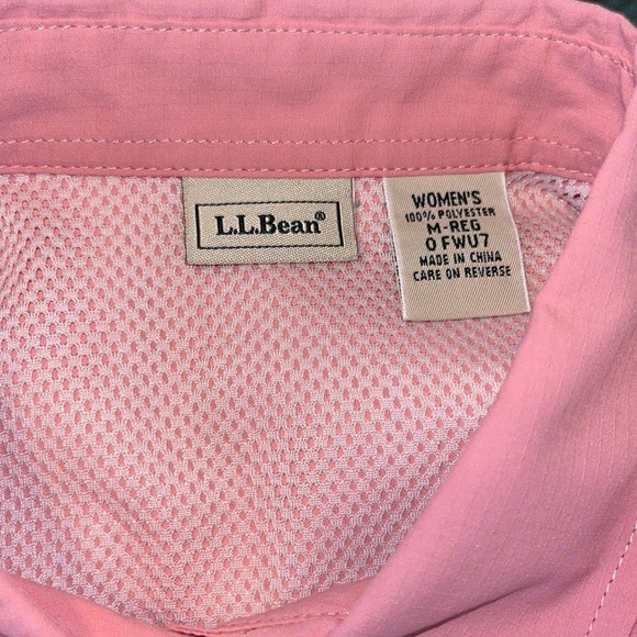 L.L. Bean Women’s Pink Short Sleeve Zipper Pockets Button Up Hiking Shirt Sz M - Picture 3 of 5